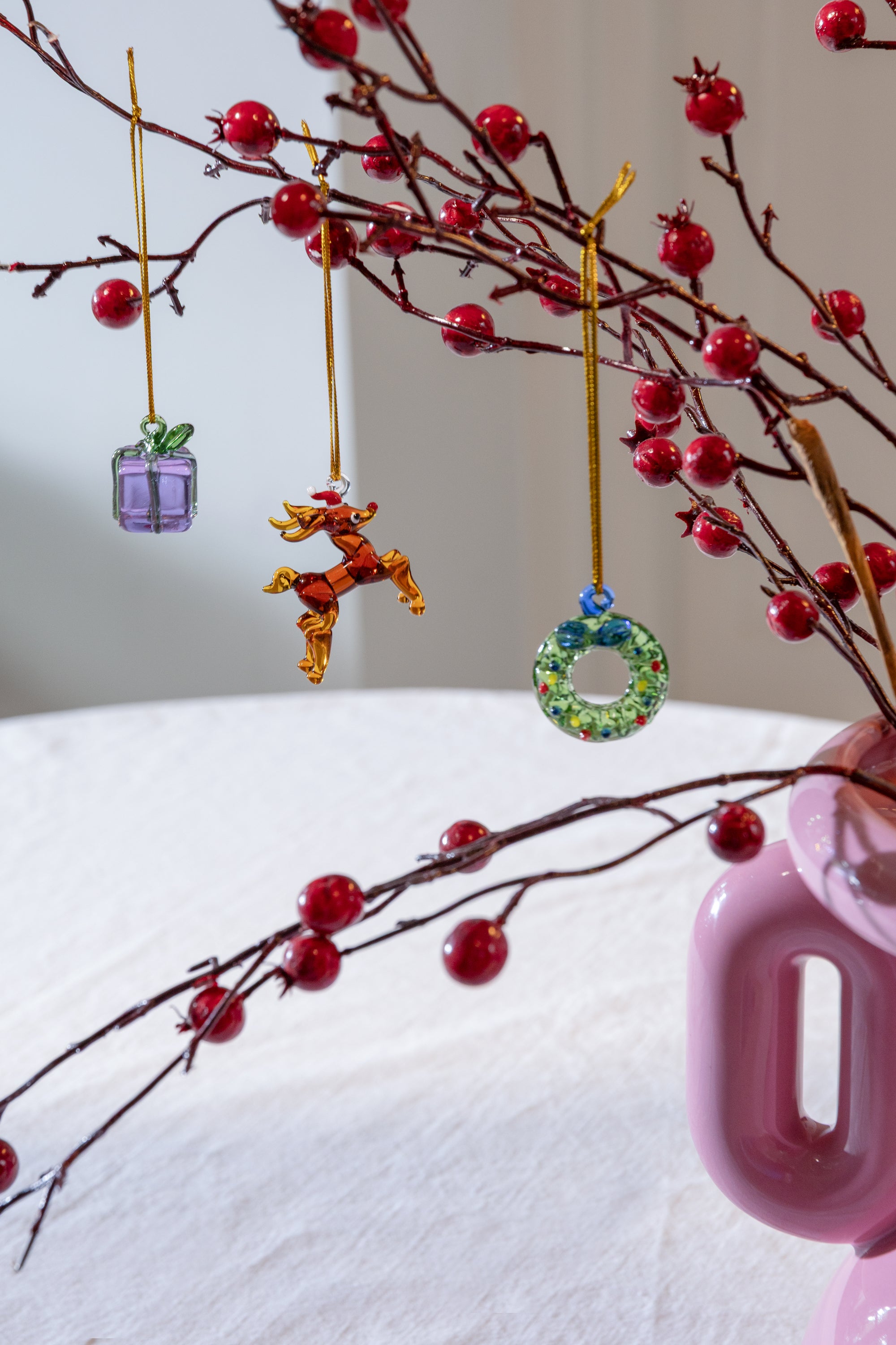 Set de 3 décorations festives : renne, cadeau et couronne